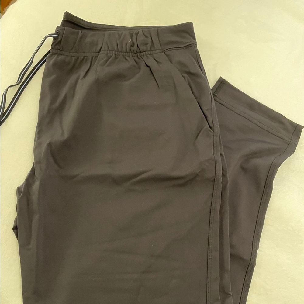 Lululemon pants